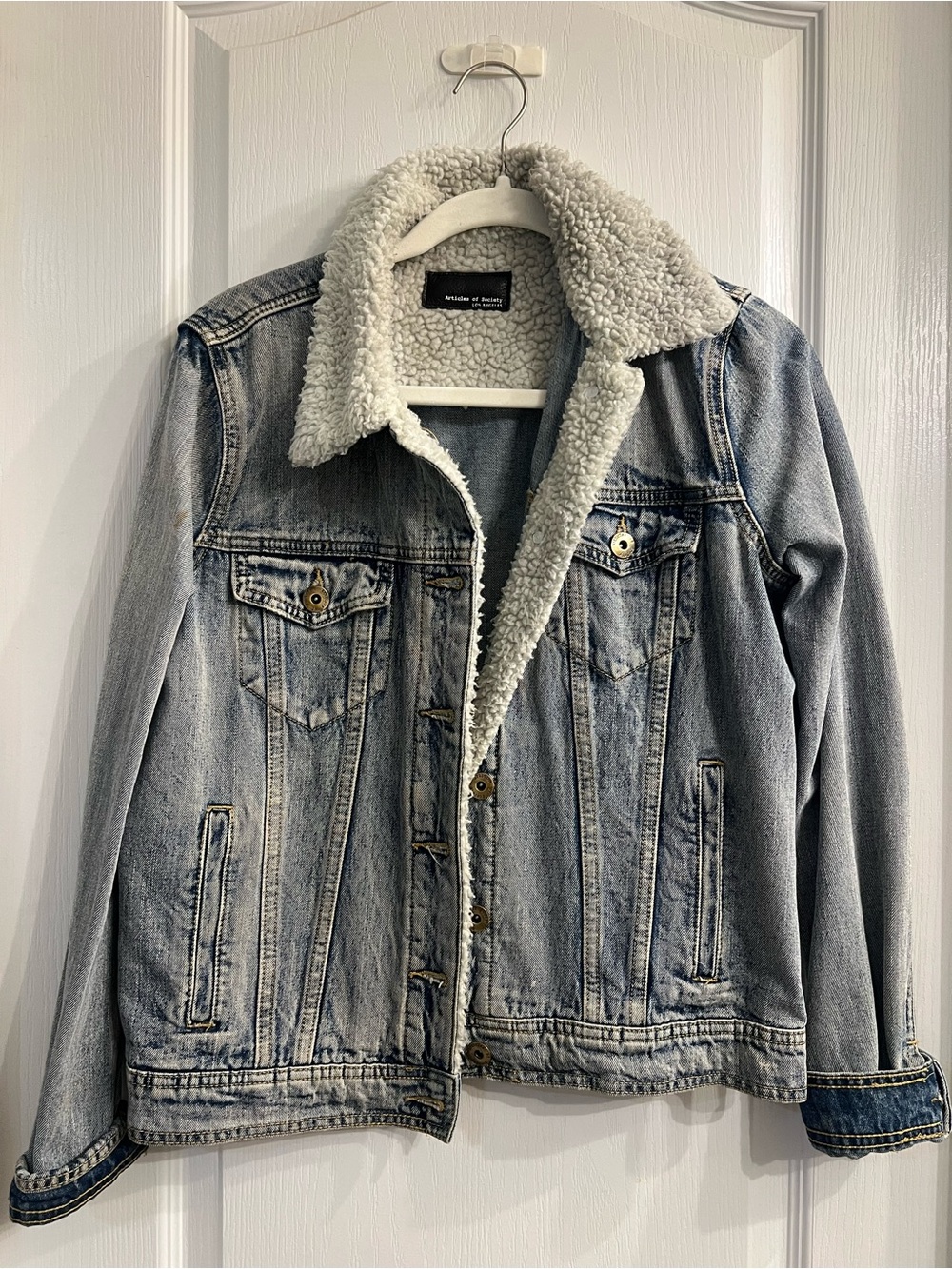 Articles Of Society Light Wash Blue Denim Sherpa-Lined Jean Jacket